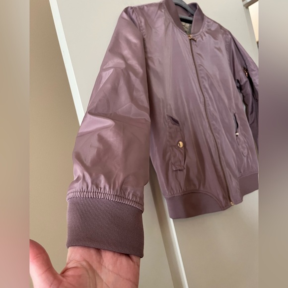 Ci Sono Dusty Lavender Bomber Jacket with Gold Detail Women’s Size Small - Picture 8 of 16